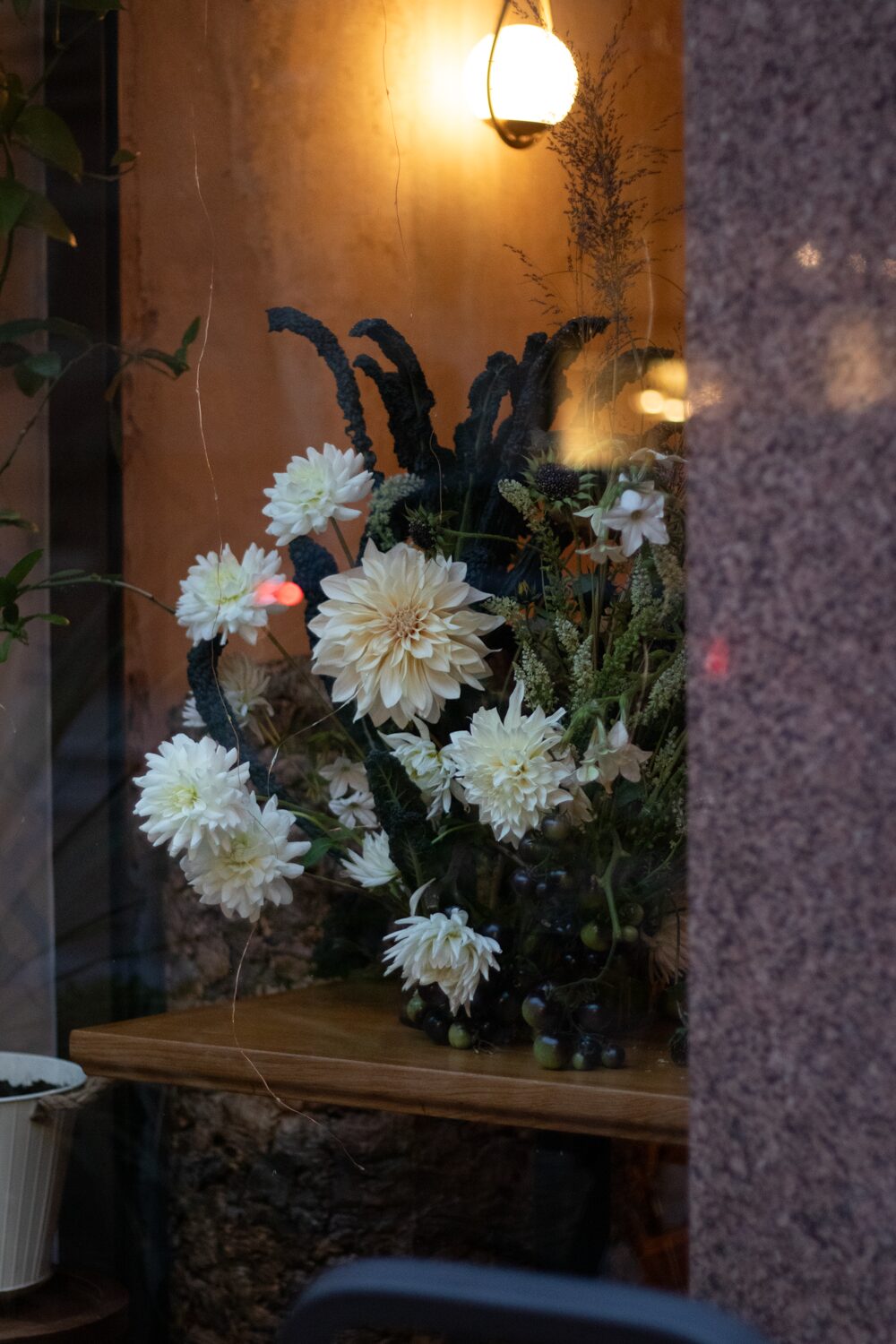 251005_MoraFloralStudio_B&WHarvest_Apricity_74