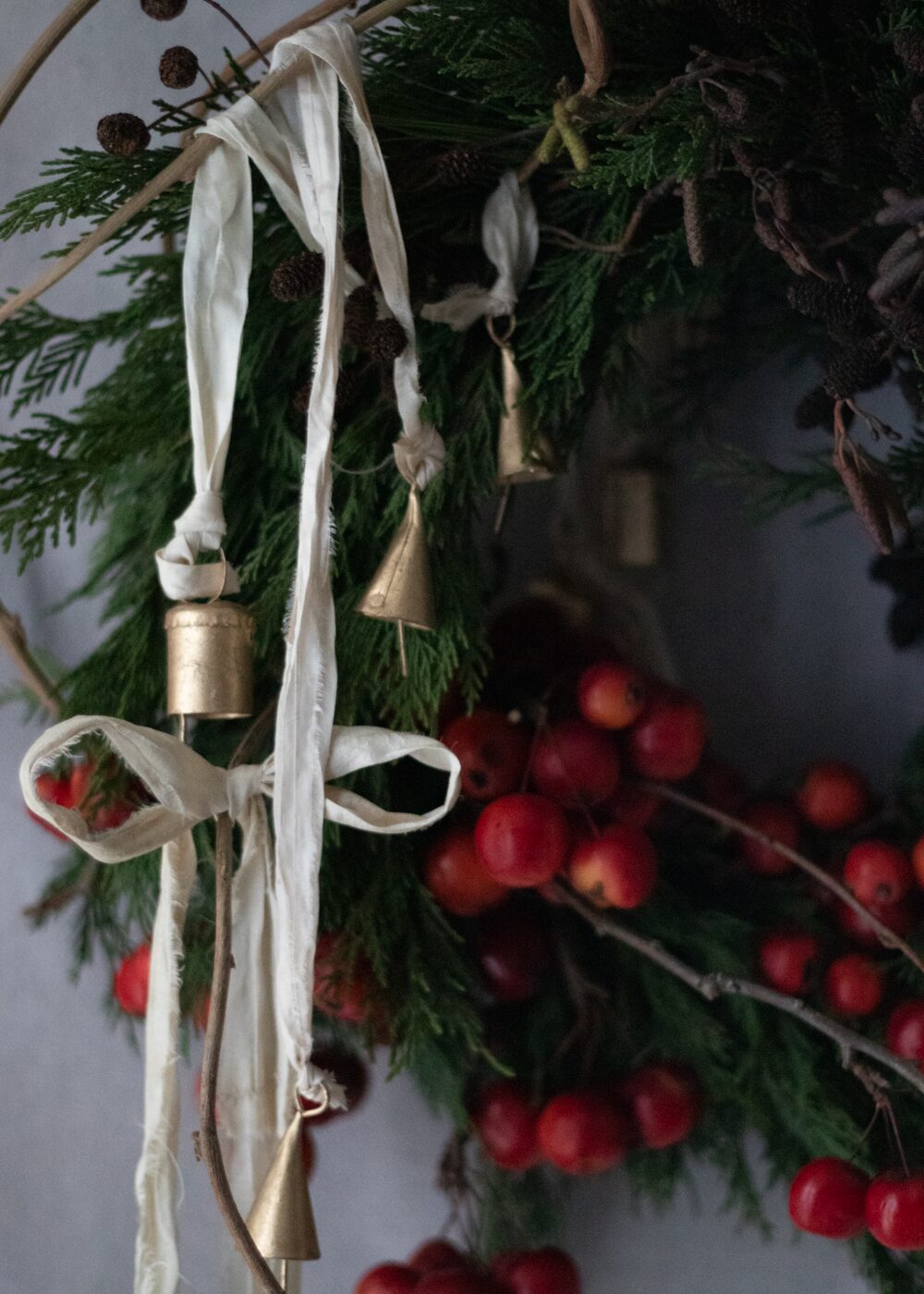 251217_MoraFloralStudio_CrabApple_Wreath_15