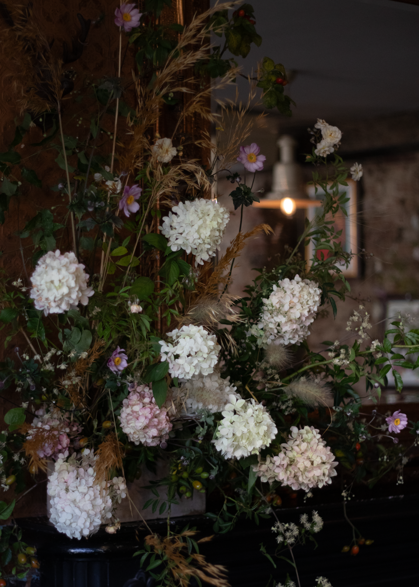 260817_MoraFloralStudio_PubWedding_5